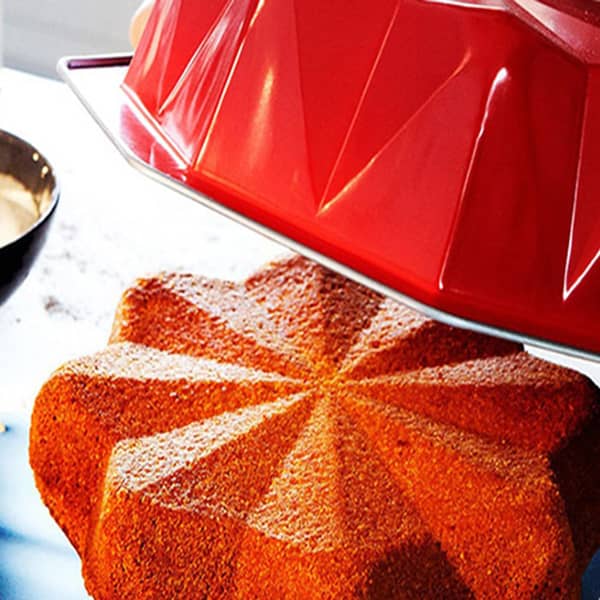 طرز تهیه روغن جدا کننده کیک خانگی ساده و کاربردی اسپری جدا کننده قالب کیک   روغن جداکننده کیک نی نی سایت  روغن جداکننده کیک دیجی کالا  منظور از روغن جدا کننده چیست  روغن جدا کننده چیست  روغن جدا کننده برای ژله