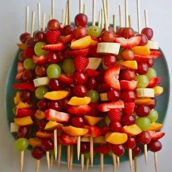 تزئین میوه با سیخ چوبی برای تولد و مهمانی های خاص تزیین میوه با سیخ چوبی برای کودکان  تزیین میوه زمستانی با سیخ چوبی  تزیین میوه تابستانی با سیخ چوبی  تزیین میوه تابستانی برای تولد  تزیین هندوانه با سیخ چوبی  تزیین پفک با سیخ چوبی  تزیین توت فرنگی با سیخ چوبی  تزیین میوه برای تولد