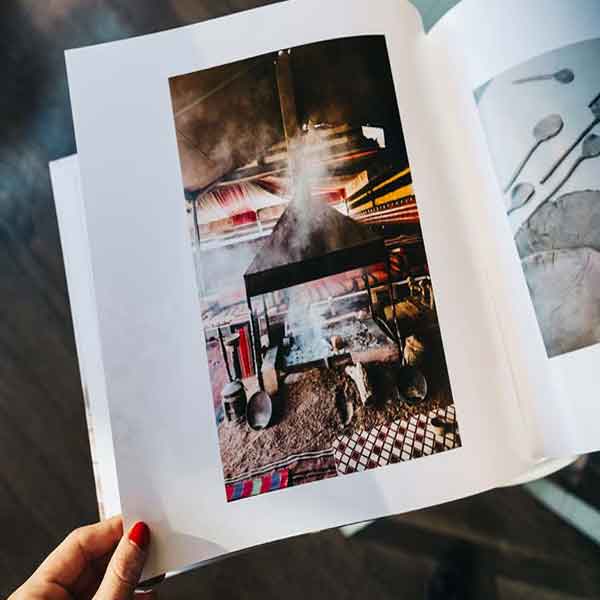 شیک ترین و خاص ترین ایده های عکاسی با کتاب ایده عکاسی با جلد کتاب ایده عکاسی با متن کتاب ایده عکاسی با کتاب درسی