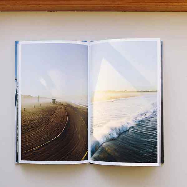 شیک ترین و خاص ترین ایده های عکاسی با کتاب ایده عکاسی با جلد کتاب ایده عکاسی با متن کتاب ایده عکاسی با کتاب درسی
