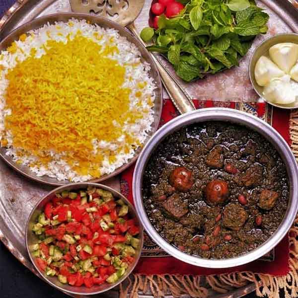 رفع شوری خورشت قورمه سبزی + ترفند برای رفع تلخی لیمو شور شدن خورشت قورمه سبزی   رفع شوری خورشت مرغ  رفع شوری خورشت بادمجان  رفع شوری خورشت قیمه    ترفند برای شوری غذا