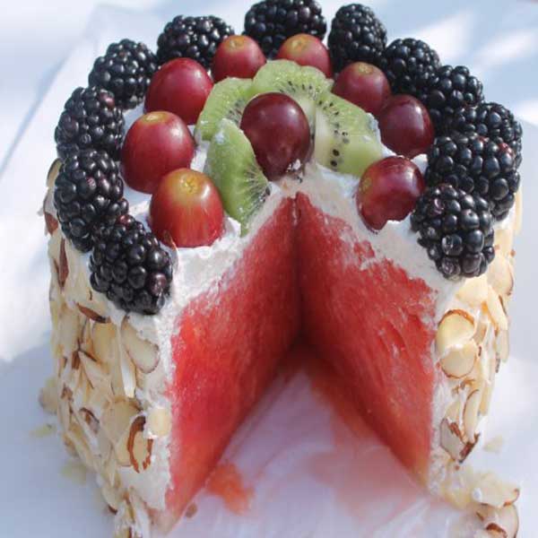  کیک هندوانه ای + تزیین هندوانه شب یلدا به شکل کیک Watermelon cake  کیک هندوانه شب یلدا کیک شب یلدا ۱۴۰1 کیک شب یلدا جدید کیک شب یلدا دو طبقه تزیین کیک شب یلدا با خامه کیک شب یلدا لاکچری ;d; af dgjnh