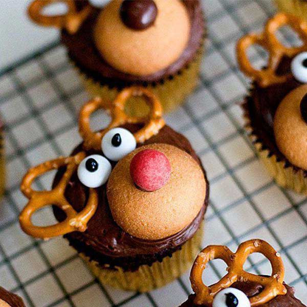 جذاب ترین ایده های تزیین کیک کریسمس خانگی  تزیین کیک کریسمس Christmas cake decoration تزیین کیک با تم کریسمس مدل تزیین کیک تزیین کاپ کیک کریسمس کیک بابانوئل jcddk ;d; ;vdsls