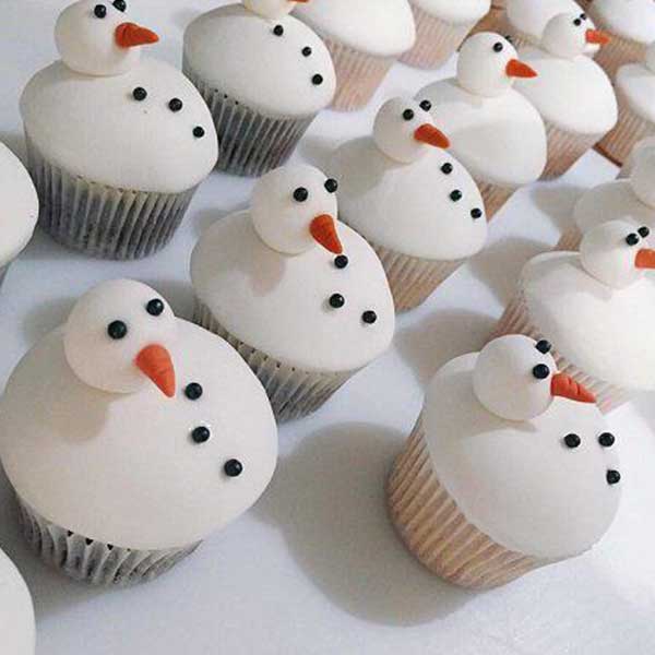 جذاب ترین ایده های تزیین کیک کریسمس خانگی  تزیین کیک کریسمس Christmas cake decoration تزیین کیک با تم کریسمس مدل تزیین کیک تزیین کاپ کیک کریسمس کیک بابانوئل jcddk ;d; ;vdsls