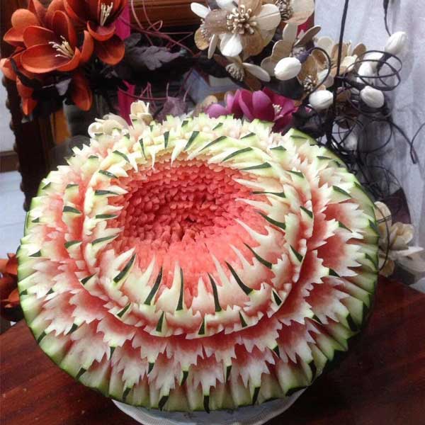 جدیدترین مدل های تزیین هندوانه شب یلدا برای عروس طرز تزیین هندوانه شب یلدا تزیین هندوانه شب یلدا بدون برش عکس هندوانه شب یلدا تزیین هندوانه شب یلدا با تور تزیین هندوانه شب یلدا ساده تزیین هندوانه ساده Engraving on fruit jcddk ikn,hki jcddk ld,i jcddk ikn,hki af dgnh