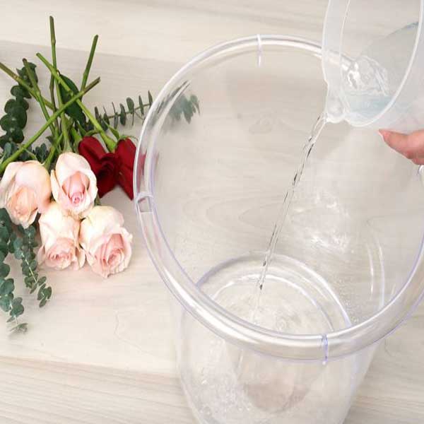 کاسه یخی تزیینی گلدار برای جشن عاشقانه روز ولنتاین کاسه یخی میوه ای تزیین یخ برای سفره ;hsi dod ice bowl jcddkhj