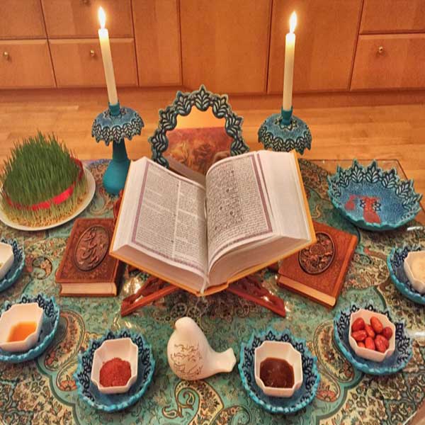 عکس سفره هفت سین در خانه + عکس سفره هفت سین ۱۴۰2 عکس سفره هفت سین فانتزی  سفره هفت سین ساده و کم خرج  سفره هفت سین امسال چه رنگی است  عکس سفره هفت سین ۱۴۰۰ هفت سین لاکچری 