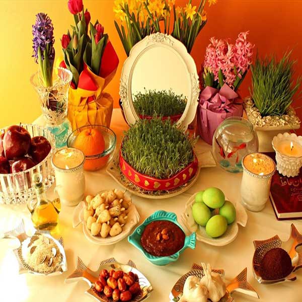 عکس سفره هفت سین در خانه + عکس سفره هفت سین ۱۴۰2 عکس سفره هفت سین فانتزی  سفره هفت سین ساده و کم خرج  سفره هفت سین امسال چه رنگی است  عکس سفره هفت سین ۱۴۰۰ هفت سین لاکچری 