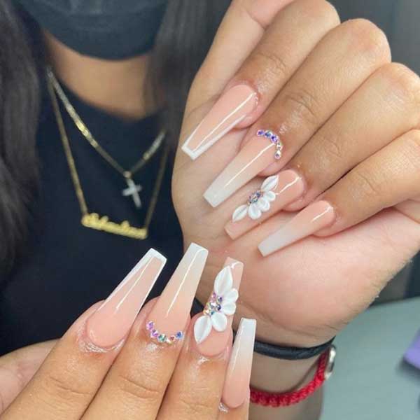 طراحی ناخن آمبره سفید + ناخن آمبره سفید صورتی ناخن آمبره شاین ناخن امبره پاییزی امبره ناخن سبز امبره ناخن طوسی آمبره ناخن یاسی آمبره ناخن کوتاه ناخن آمبره سفید صورتی طرح ناخن امبره قرمز 