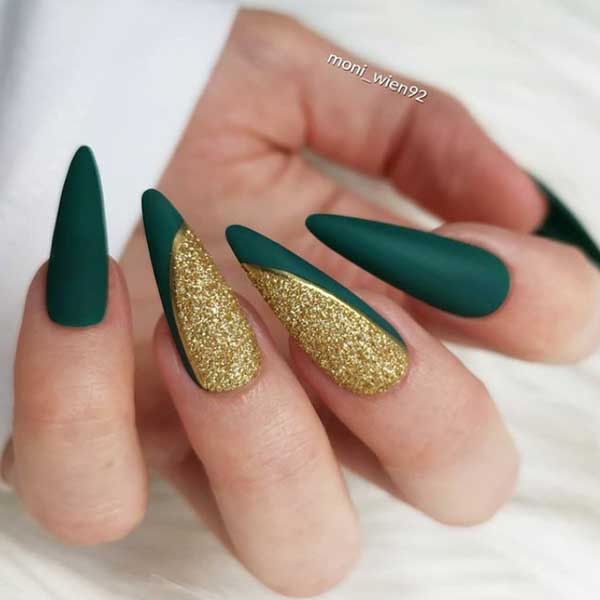 طراحی ناخن سبز شیک و خاص + کاشت ناخن سبز یشمی طراحی ناخن با لاک سبز و سفید رنگ لاک سبز زمردی ناخن سبز یشمی ناخن سبز و سفید کاشت ناخن سبز یشمی ناخن سبز پاستیلی ناخن سبز لجنی ناخن سبز فسفری