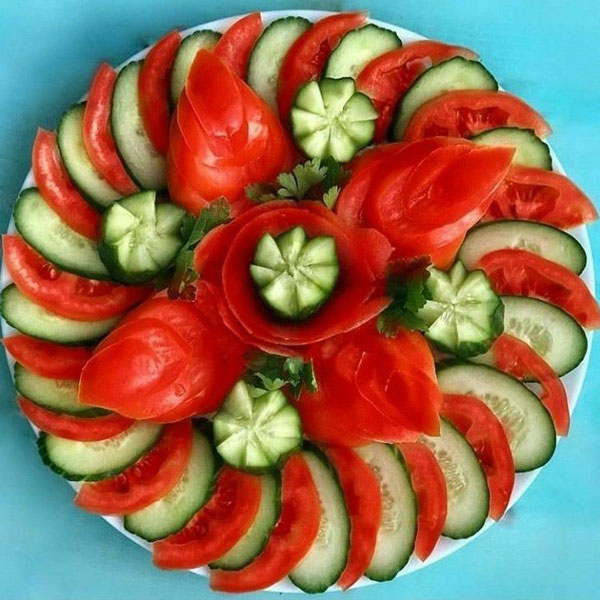 تزیین خیار و گوجه تزیین خیار و گوجه و پنیر  تزیین خیار و گوجه ساده تزیین خیار و گوجه و پنیر برای صبحانه تزیین خیار ساده تزیین خیار و گوجه برای سالاد کاهو تزیین خیار و گوجه به شکل گل عکس تزیین خیار و گوجه تزیین گوجه به شکل قلب jcddk odhv , ],[i