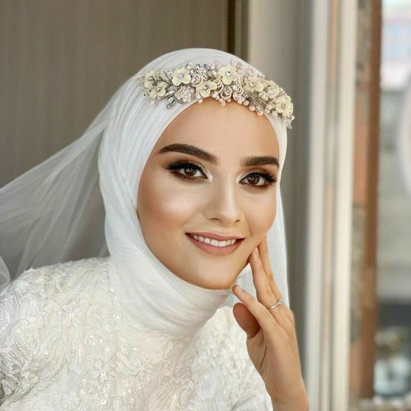میکاپ عروس با حجاب عروس با حجاب با تاج عروس با حجاب زیبا مدل حجاب عروسی لباس عروس با حجاب ساده لباس عروس حجاب آرایش عروس lng ld;h\ uv,s fh p[hf