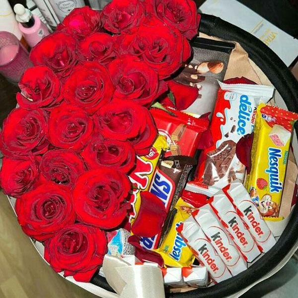 مدل دسته گل و شکلات باکس گل و شکلات کوچک، تزیین شکلات برای مدرسه، باکس گل و شکلات دیجی کالا، باکس گل و شکلات تولد، دسته گل شکلاتی زیبا، آموزش دسته گل شکلاتی، lng nsji 'g , a;ghj