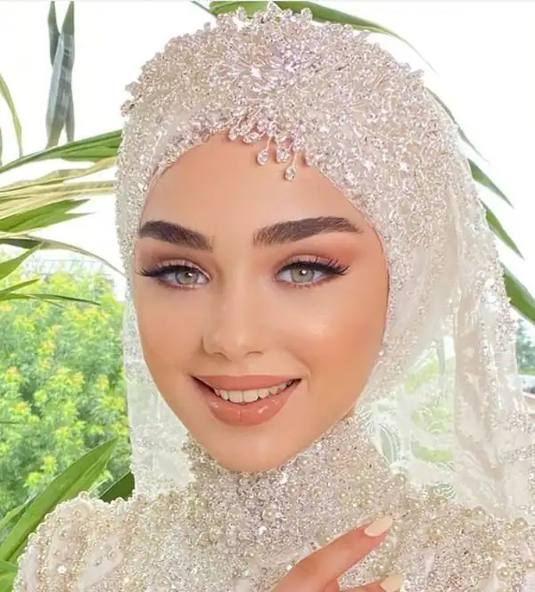 مدل میکاپ عروس ساده