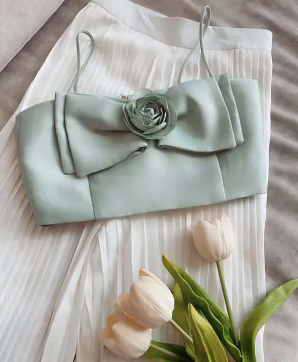 تاپ مجلسی مدل تاپ زنانه شیک مدل تاپ مجلسی کرپ مدل تاپ اسپرت مجلسی مدل تاپ مجلسی حریر مدل تاپ مجلسی لمه تاپ مجلسی شیک در اینستا