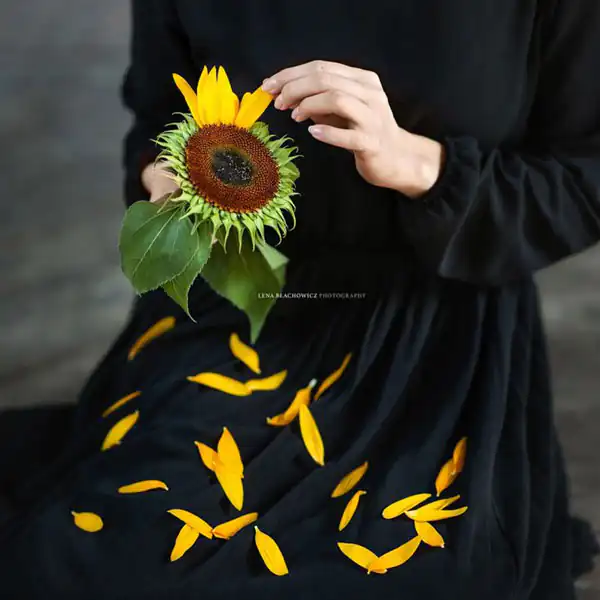 عکس پروفایل غمگین