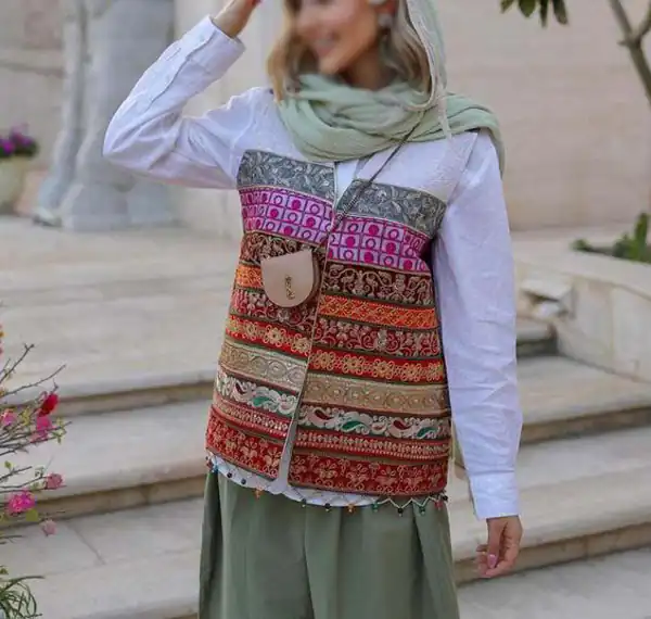 مدل مانتو سوزن دوزی شده