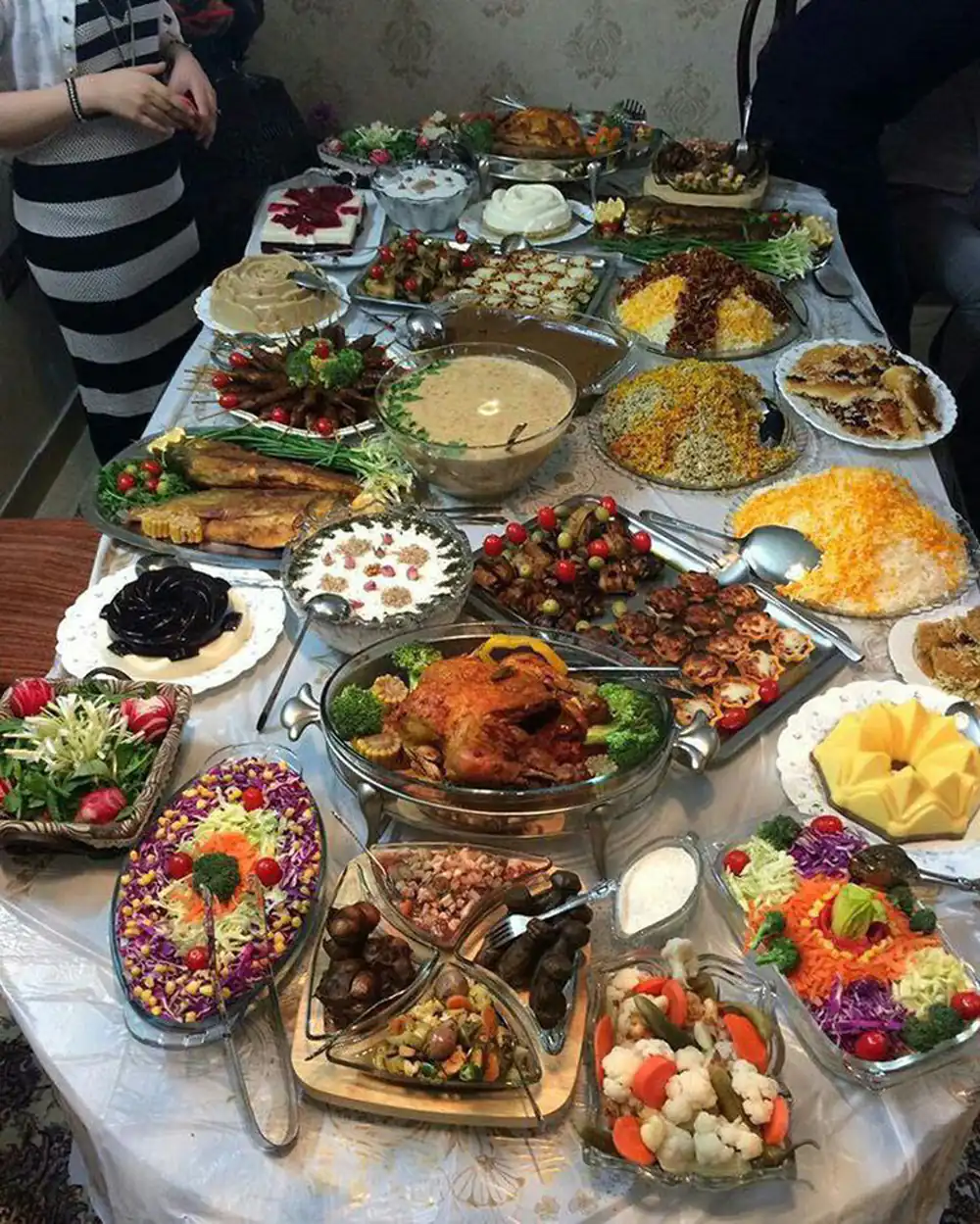 چیدمان سفره مهمانی