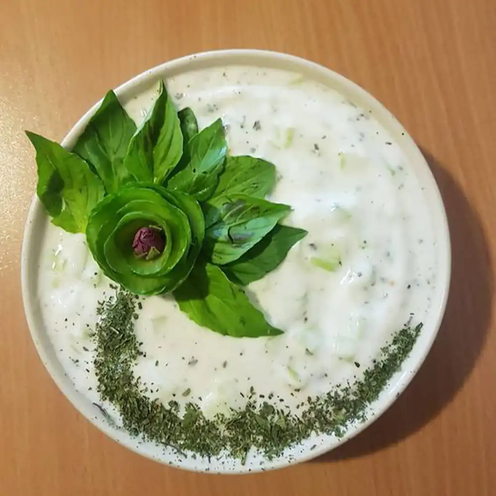 تزئین ماست برای عروس