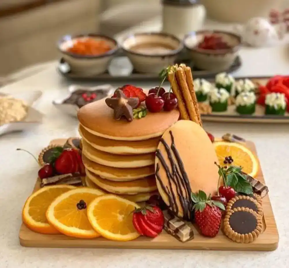 تزئین پنکیک صبحانه