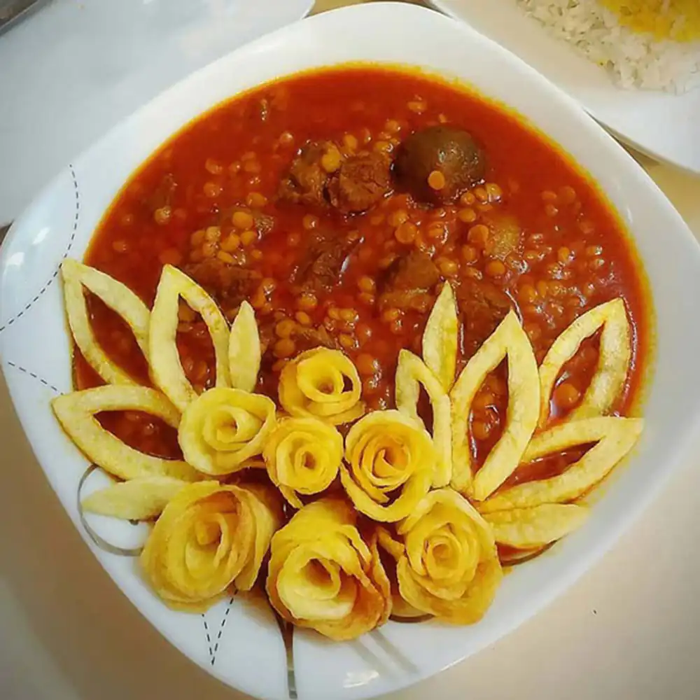 تزیین قیمه سیب زمینی