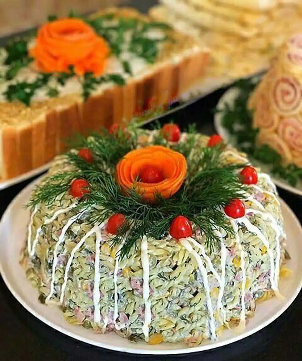 تزئین سالاد ماکارونی ساده