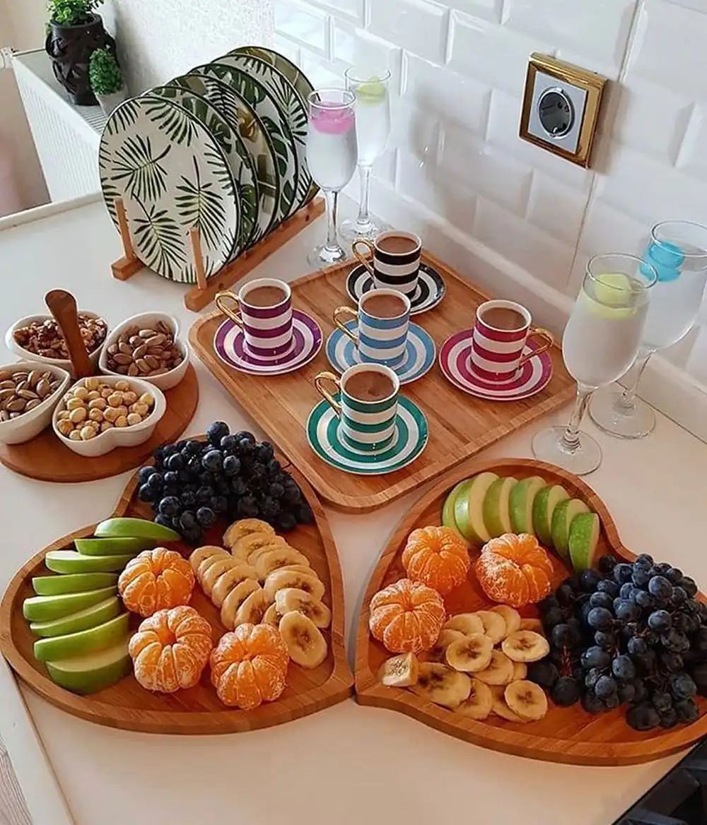 چیدمان میز پذیرایی