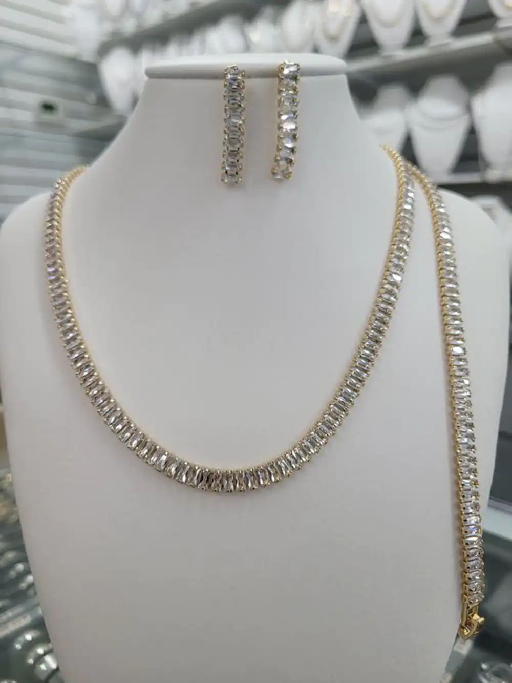 مدل گردنبند و گوشواره تنیسی
