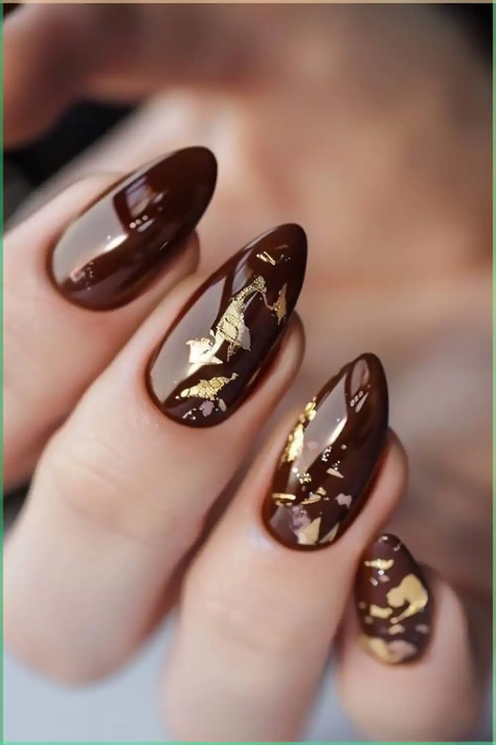 طراحی ناخن مینیمال پاییزی