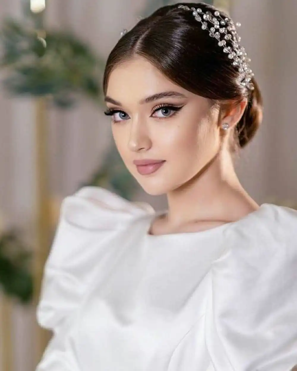 میکاپ و شینیون لایت اینستاگرام