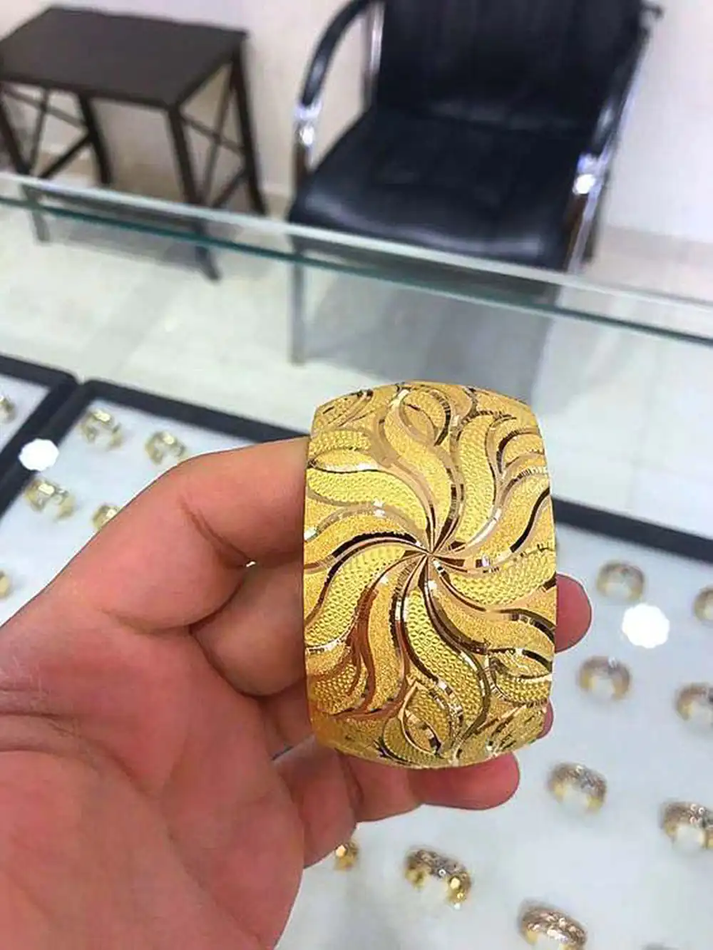 مدل النگو طلا بزرگ