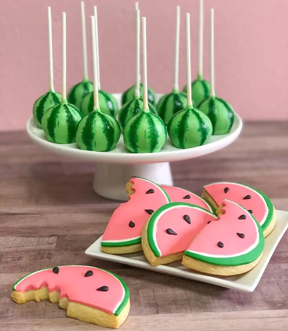 خوراکی شب یلدا برای مدرسه
