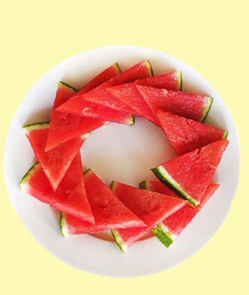 خوراکی شب یلدا برای مدرسه