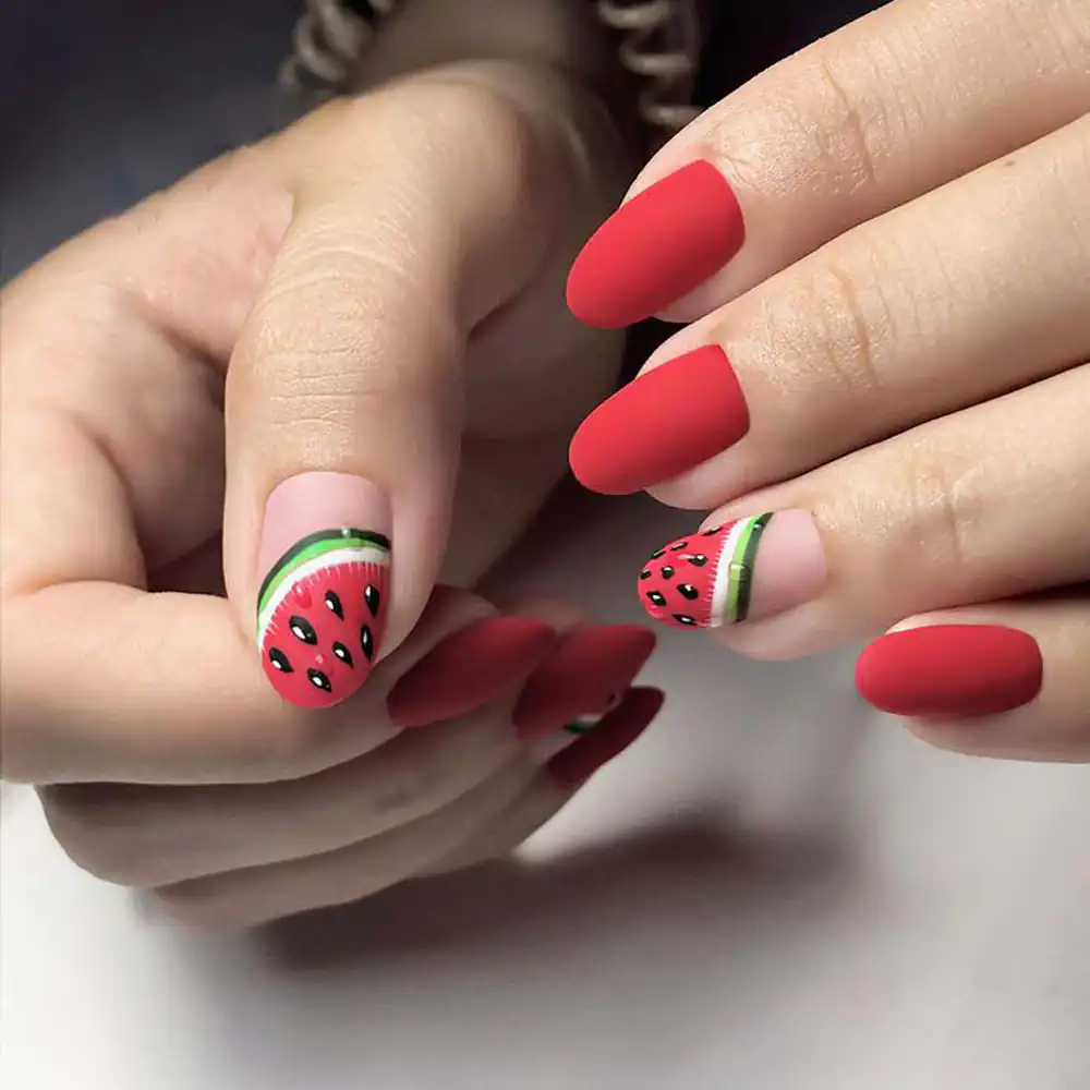 طرح ناخن شب یلدا ساده