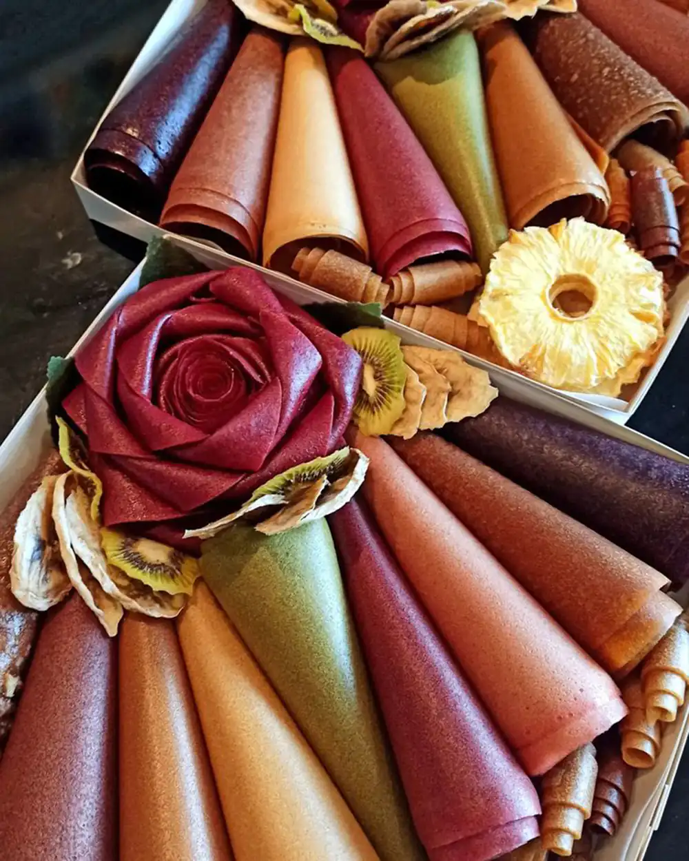 تزیین لواشک شب یلدا