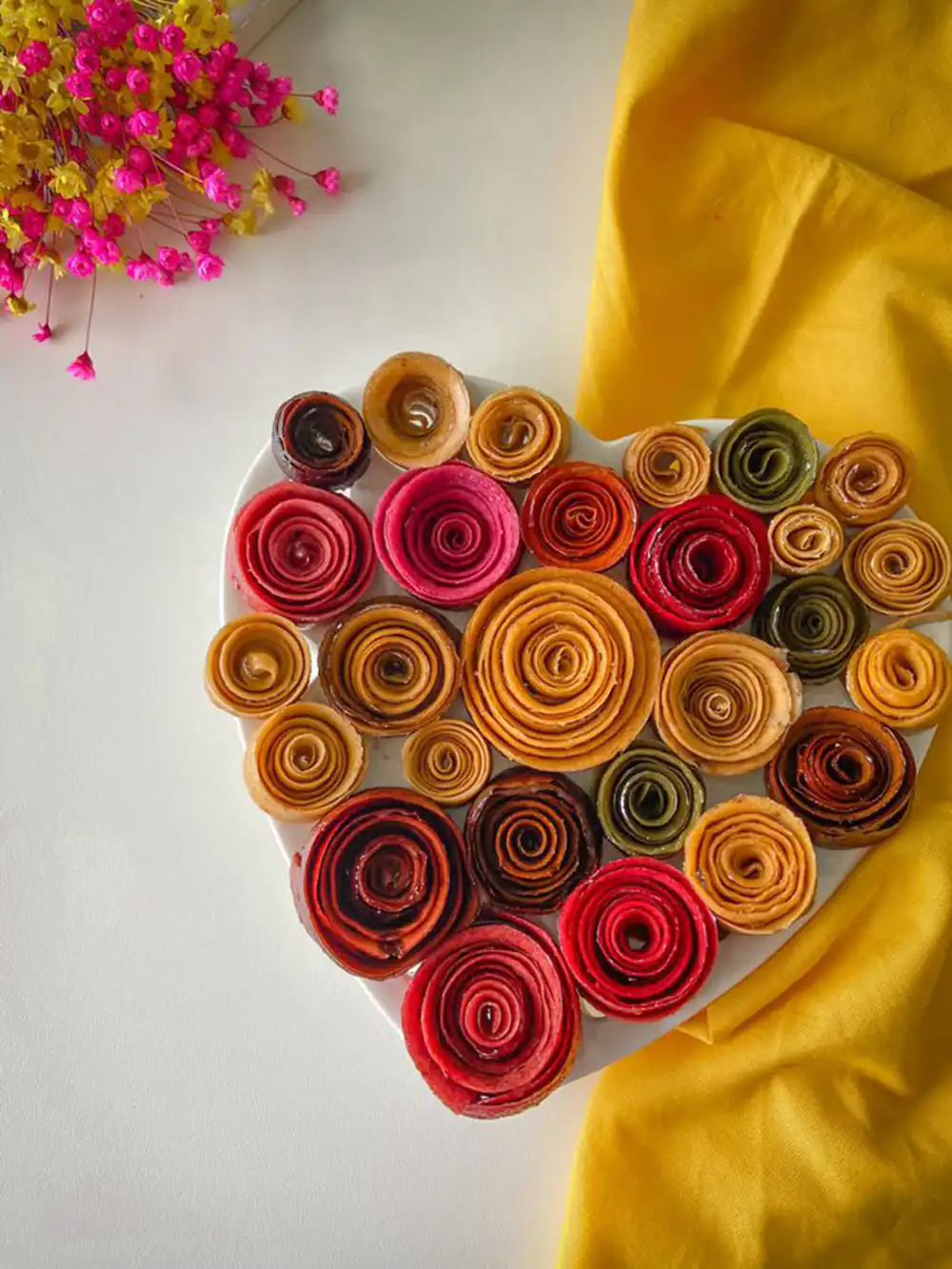 تزیین لواشک شب یلدا
