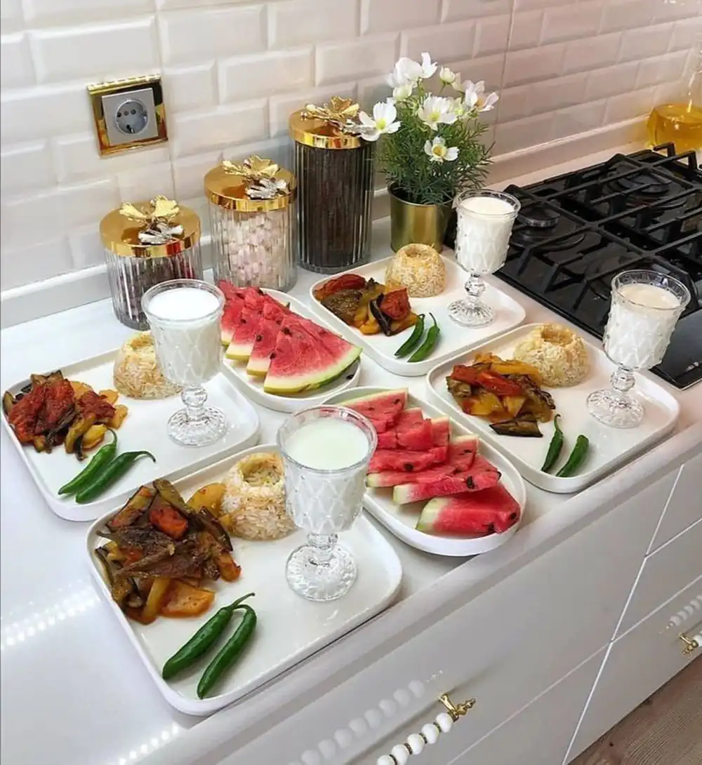 تزیین غذا برای مهمان