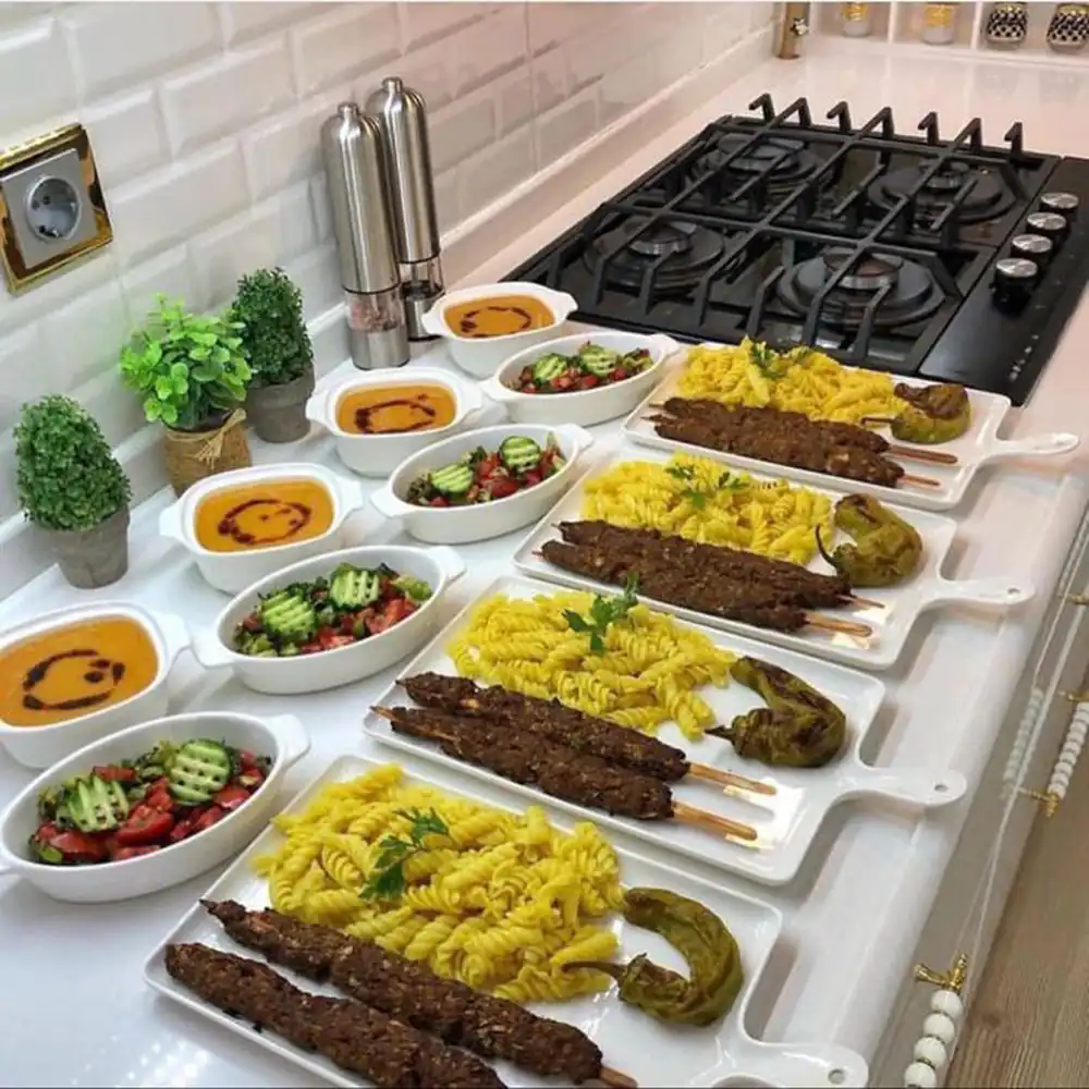 تزیین غذا برای مهمان