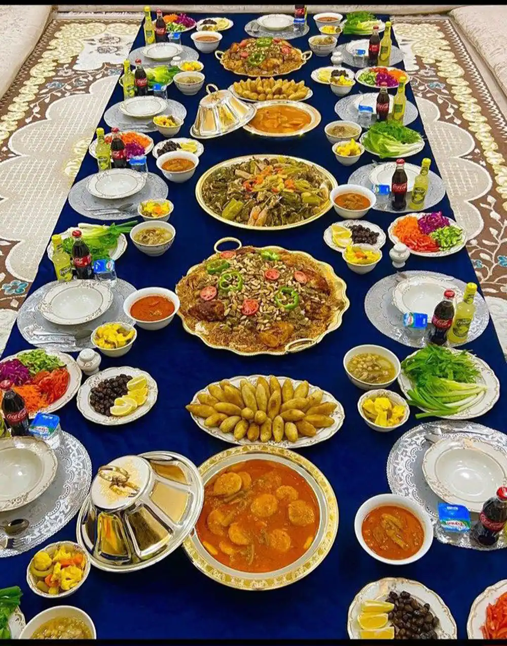 تزیین سفره غذا مهمان