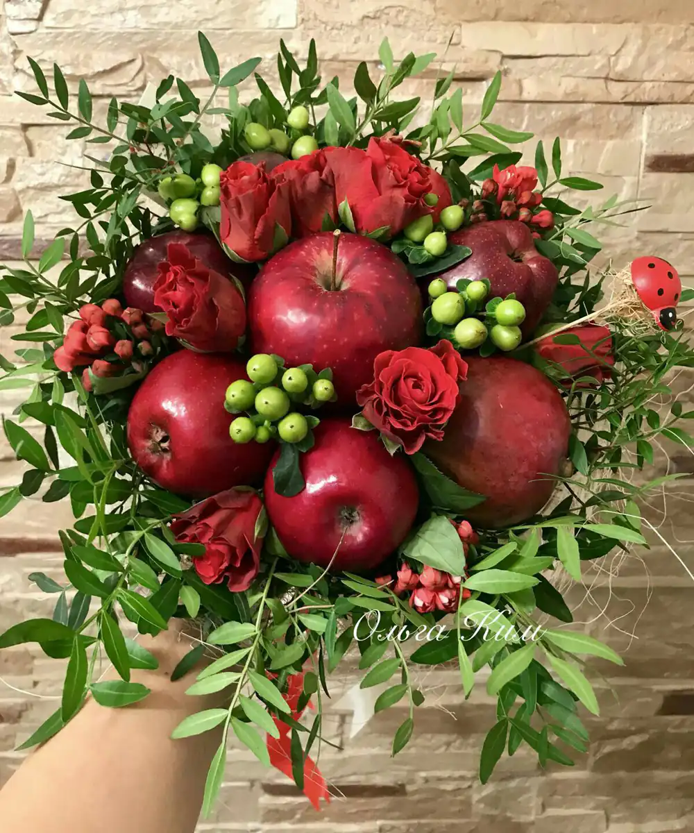 گل‌آرایی جشن یلدا