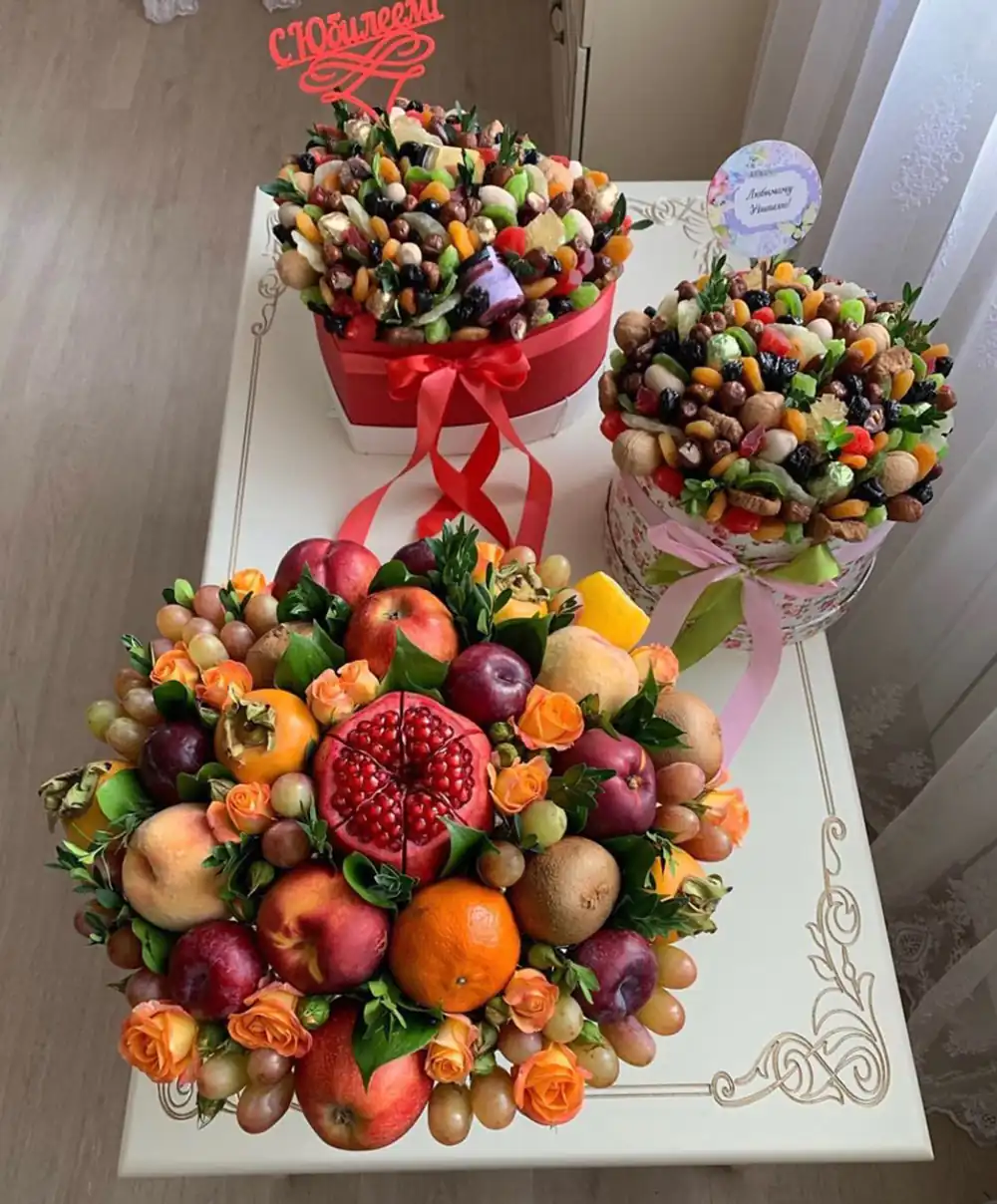 گل‌آرایی جشن یلدا